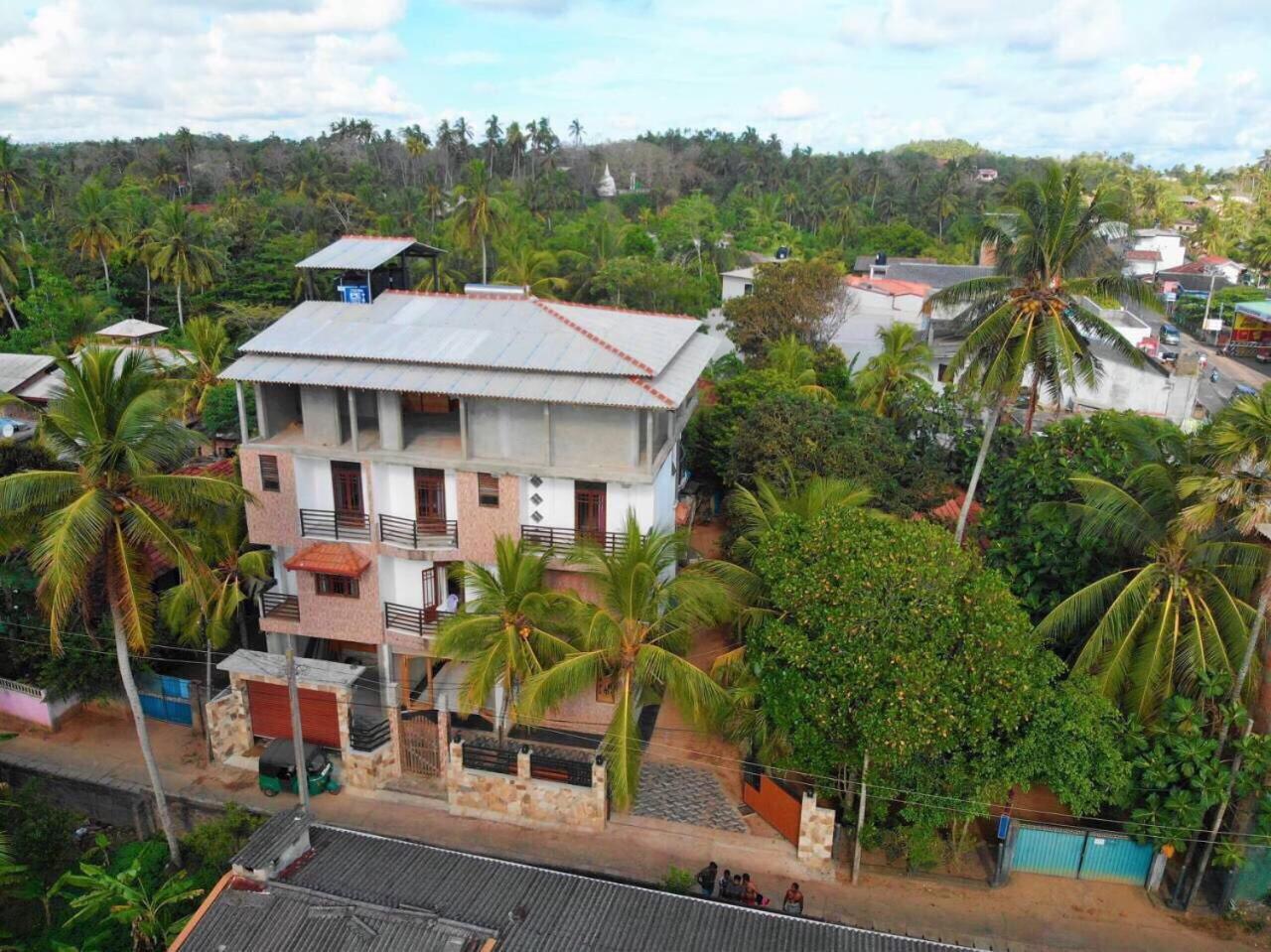 Villa Fiorita Dikwella Exteriör bild